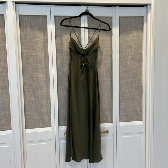 ASTR the label Gaia Midi Dress - Sage - Small - Picture 7 of 7